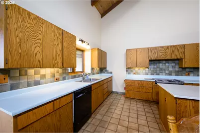 1488 Red Hill Rd, Oakland, OR 97462 - Photo 29