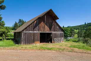 1488 Red Hill Rd, Oakland, OR 97462 - Photo 39