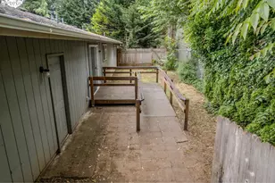 304 Boone Rd SE, Salem, OR 97306 - Photo 23