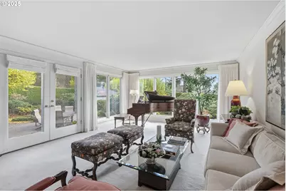 3484 SW Brentwood Dr, Portland, OR 97201 - Photo 11