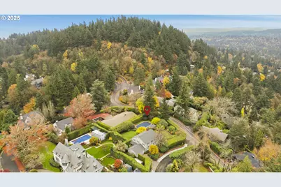 3484 SW Brentwood Dr, Portland, OR 97201 - Photo 47