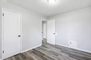 635 SE Walnut St, Hillsboro, OR 97123 - Photo 35