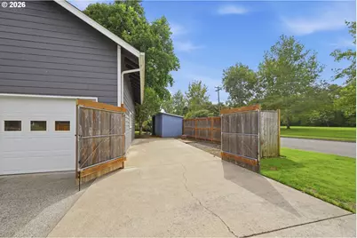 1190 Sanborn Ave, Eugene, OR 97404 - Photo 41