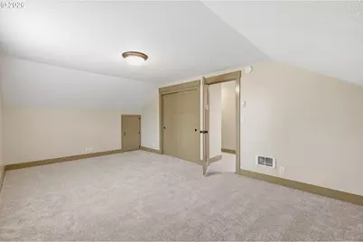 1190 Sanborn Ave, Eugene, OR 97404 - Photo 31