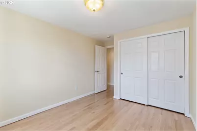 13090 Princeton Ct, Lake Oswego, OR 97035 - Photo 19