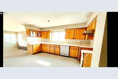 63606 Andrews Rd, Coos Bay, OR 97420 - Photo 7