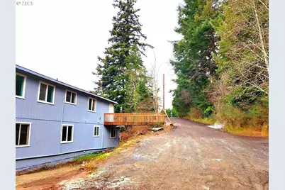 63606 Andrews Rd, Coos Bay, OR 97420 - Photo 9