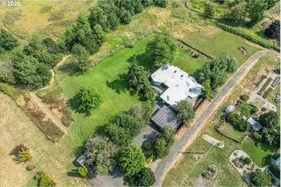 1041 Cannon Dr, Hood River, OR 97031 - Photo 45