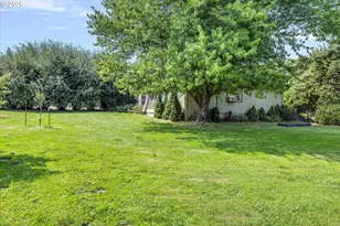 1041 Cannon Dr, Hood River, OR 97031 - Photo 35