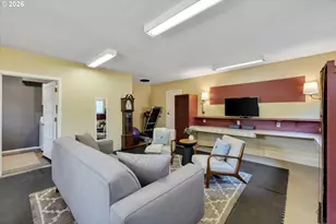 1041 Cannon Dr, Hood River, OR 97031 - Photo 27