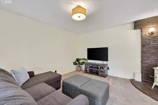 1041 Cannon Dr, Hood River, OR 97031 - Photo 13