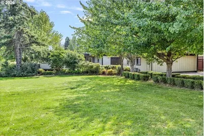 1041 Cannon Dr, Hood River, OR 97031 - Photo 33