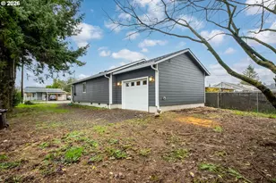 2213 10th St, Tillamook, OR 97141 - Photo 19