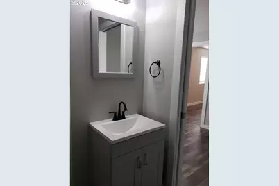 612 NE Santiam Blvd, Mill City, OR 97360 - Photo 11