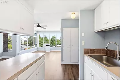 1313 Lincoln St #503, Eugene, OR 97401 - Photo 11