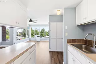 1313 Lincoln St, Eugene, OR 97401 - Photo 11