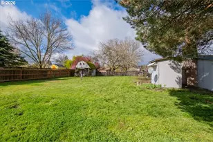 341 NE Cambridge Cir, Corvallis, OR 97330 - Photo 27