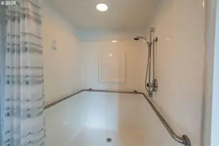 341 NE Cambridge Cir, Corvallis, OR 97330 - Photo 17