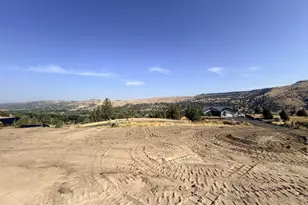 160 SE Lupine Ln, John Day, OR 97845 - Photo 1