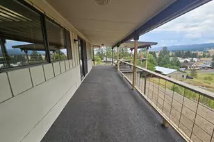 202 E Despain St, Ukiah, OR 97880 - Photo 9