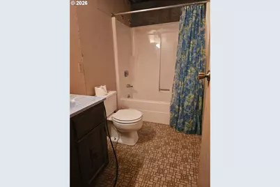 202 E Despain St, Ukiah, OR 97880 - Photo 31