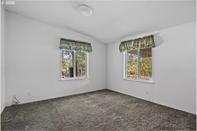 5300 Riddle By Pass Rd, Riddle, OR 97469 - Photo 11