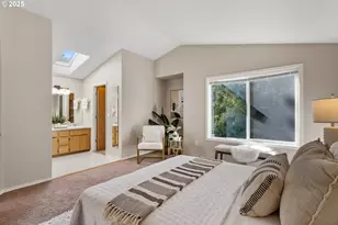 17239 Rebecca Ln, Lake Oswego, OR 97035 - Photo 21