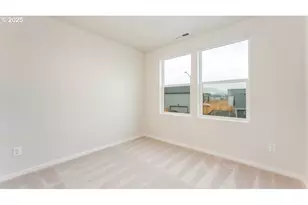 2869 U St, Springfield, OR 97477 - Photo 15