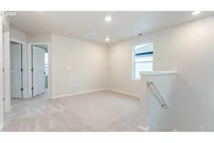 2869 U St, Springfield, OR 97477 - Photo 11