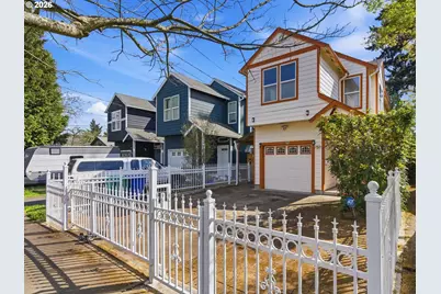 9606 N Clarendon Ave, Portland, OR 97203 - Photo 3