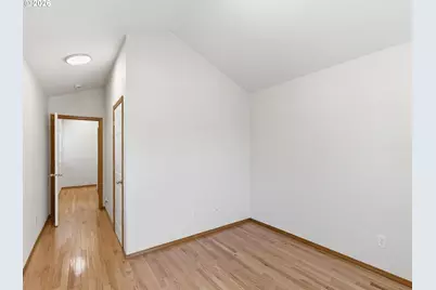 9606 N Clarendon Ave, Portland, OR 97203 - Photo 31
