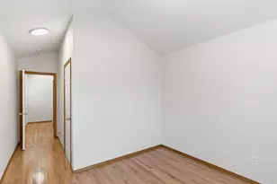 9606 N Clarendon Ave, Portland, OR 97203 - Photo 31