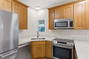 9606 N Clarendon Ave, Portland, OR 97203 - Photo 13