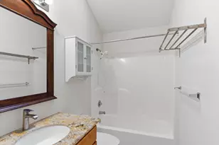 9606 N Clarendon Ave, Portland, OR 97203 - Photo 33