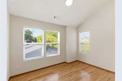 9606 N Clarendon Ave, Portland, OR 97203 - Photo 27