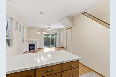 9606 N Clarendon Ave, Portland, OR 97203 - Photo 15