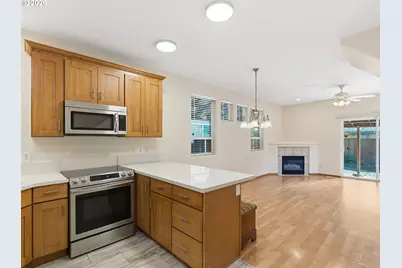 9606 N Clarendon Ave, Portland, OR 97203 - Photo 11