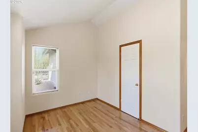 9606 N Clarendon Ave, Portland, OR 97203 - Photo 29