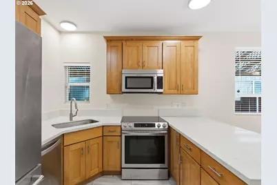 9606 N Clarendon Ave, Portland, OR 97203 - Photo 11