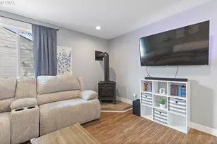 19735 SW Rosa Rd, Beaverton, OR 97078 - Photo 11