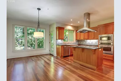 5055 W Sunset Dr, Lake Oswego, OR 97035 - Photo 13