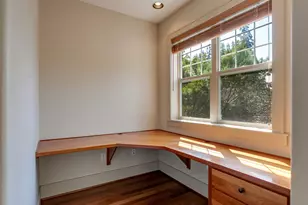 5055 W Sunset Dr, Lake Oswego, OR 97035 - Photo 11