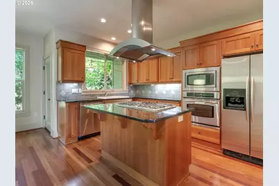 5055 W Sunset Dr, Lake Oswego, OR 97035 - Photo 3