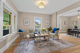 216 S Iowa St, Portland, OR 97239 - Photo 9