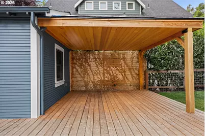 216 S Iowa St, Portland, OR 97239 - Photo 45