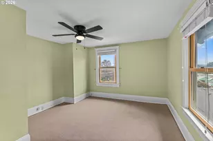 216 S Iowa St, Portland, OR 97239 - Photo 37