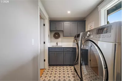 957 Marylhurst Dr, West Linn, OR 97068 - Photo 21