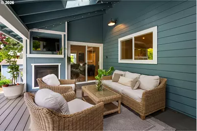957 Marylhurst Dr, West Linn, OR 97068 - Photo 41