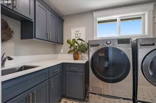 957 Marylhurst Dr, West Linn, OR 97068 - Photo 19
