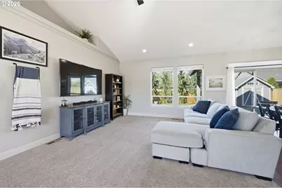 523 N 8th Pl, Carlton, OR 97111 - Photo 7